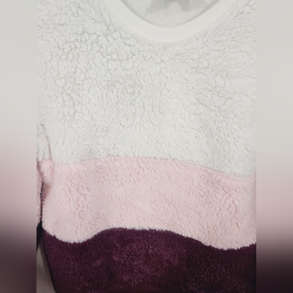 No Boundaries Fuzzy Colorblock Sweater - Picture 5 of 7